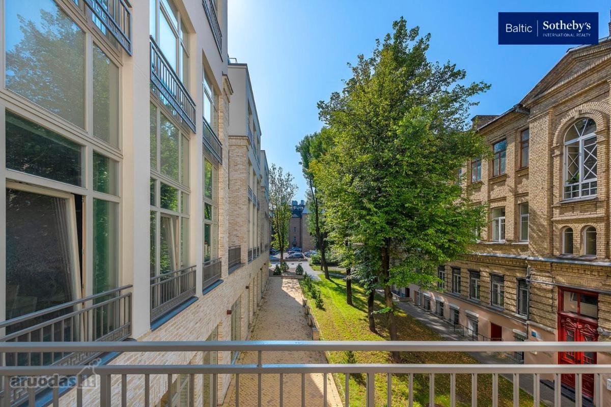 Jogailos Residence Peaceful Old Town Luxury 3 Bdr, 2 Bthr, Free Garage, Top-Speed Wifi Vilnius Bagian luar foto