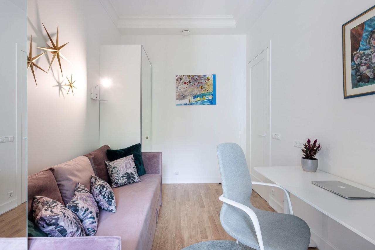 Jogailos Residence Peaceful Old Town Luxury 3 Bdr, 2 Bthr, Free Garage, Top-Speed Wifi Vilnius Bagian luar foto
