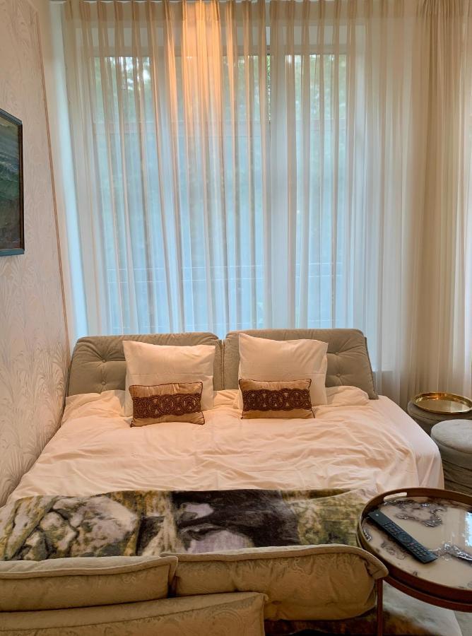 Jogailos Residence Peaceful Old Town Luxury 3 Bdr, 2 Bthr, Free Garage, Top-Speed Wifi Vilnius Bagian luar foto